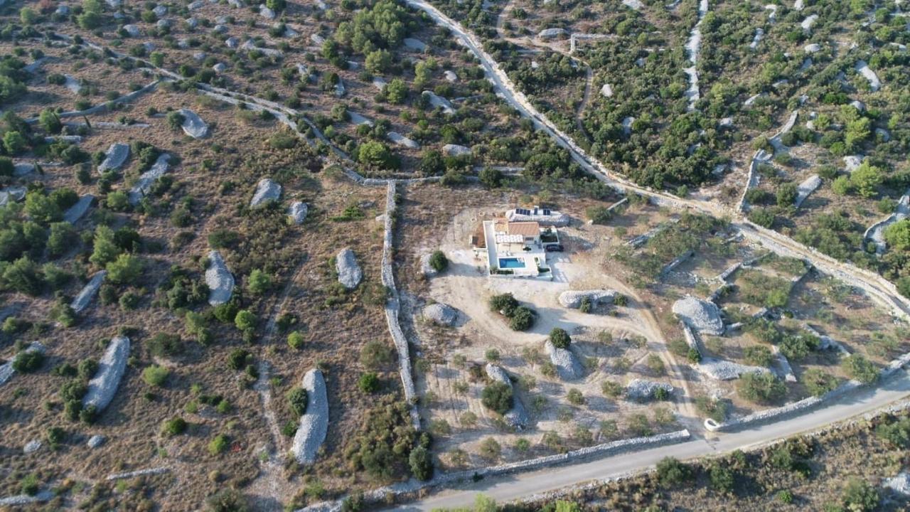 Ancora Villa *