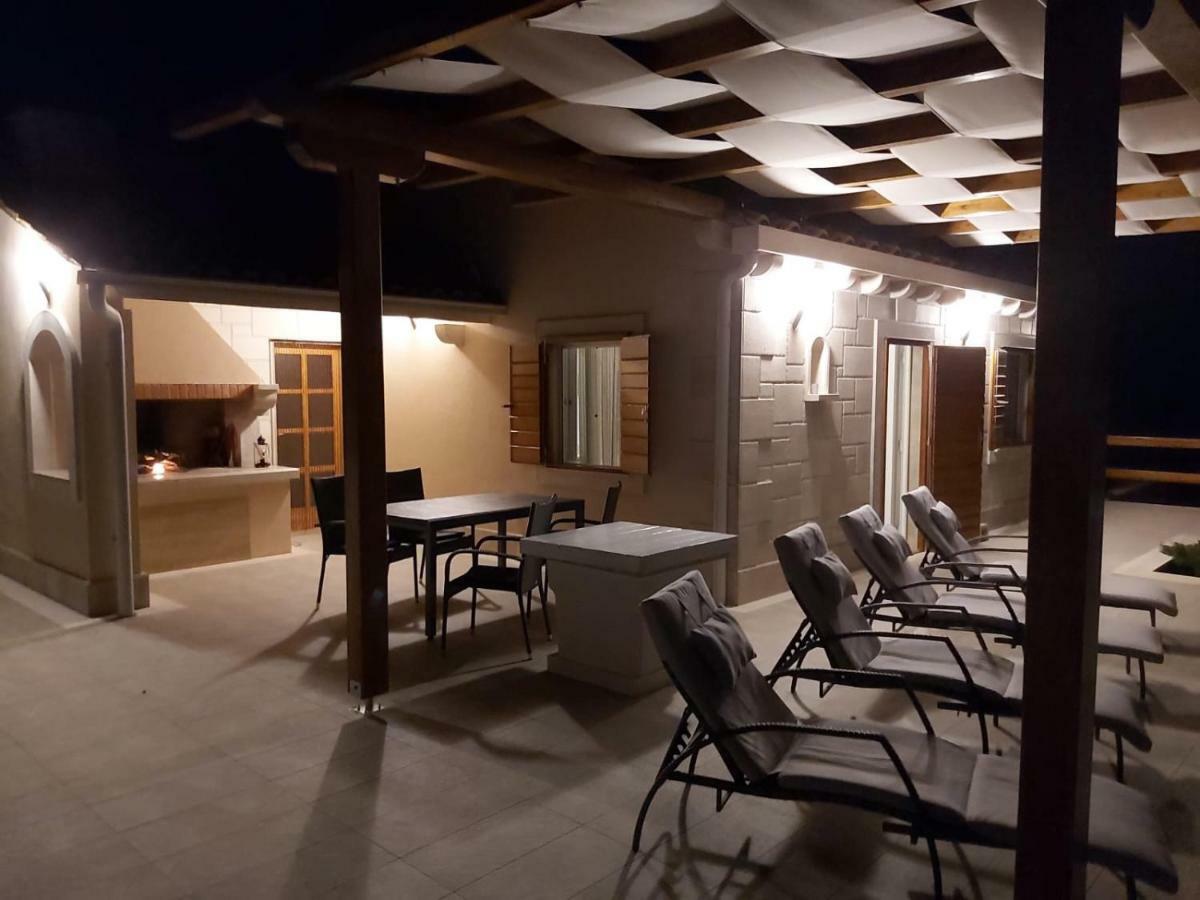 Ancora Villa *
